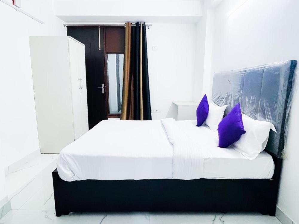 Hotel Max New Delhi Extérieur photo